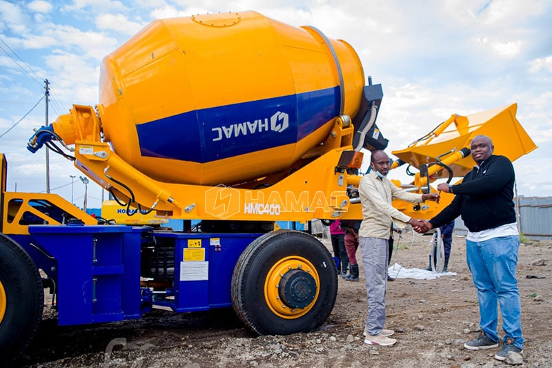A diesel type self loading concrete mixer HMC400 also known as self loading cement mixers trucks manufactured by HAMAC is working in KISII, KENYA. This client is a distributor of engineering machine and earth moving machines. He is good at choosing th
