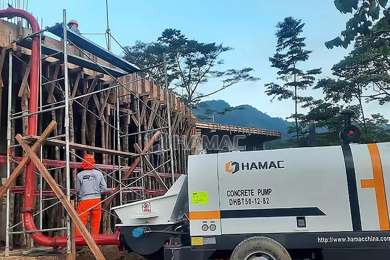 A diesel trailer concrete pump manufactured by HAMAC is working in Tingo Maria, Peru. This client purchased this trailer concrete pump for sale from our local office in Ica, Peru. It will be more convenient for you to get the concrete trailer pump for