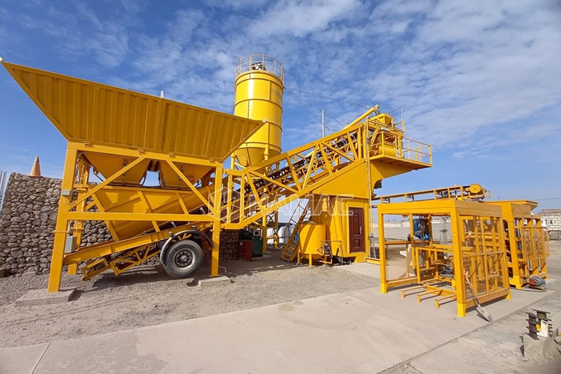 In 2019, HAMAC delivered one unit of YHZS35 mobile concrete batching plant to Arequipa, Peru. This clients purchased one unit of concrete batching plant, 2 units concrete mixer truck with SHACMAN chassis and one set of QT4-15 concrete block production