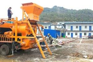 MHBT25-L1 Electric Mobile Concrete Mixer Pump is a very useful portable machine which definitely combines the features of traditional concrete pump and concrete mixer together. It can reach the function of feeding, blending, mixing and pumping First t
